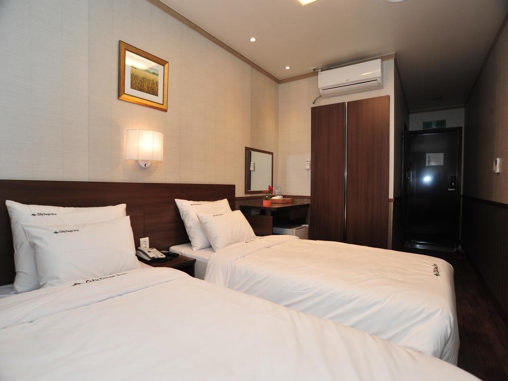 Global Inn Seoul Dongdaemun City Days Inn Phòng bức ảnh