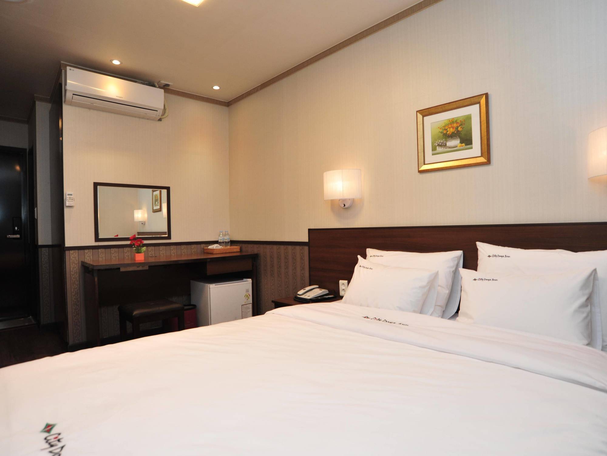 Global Inn Seoul Dongdaemun City Days Inn Ngoại thất bức ảnh