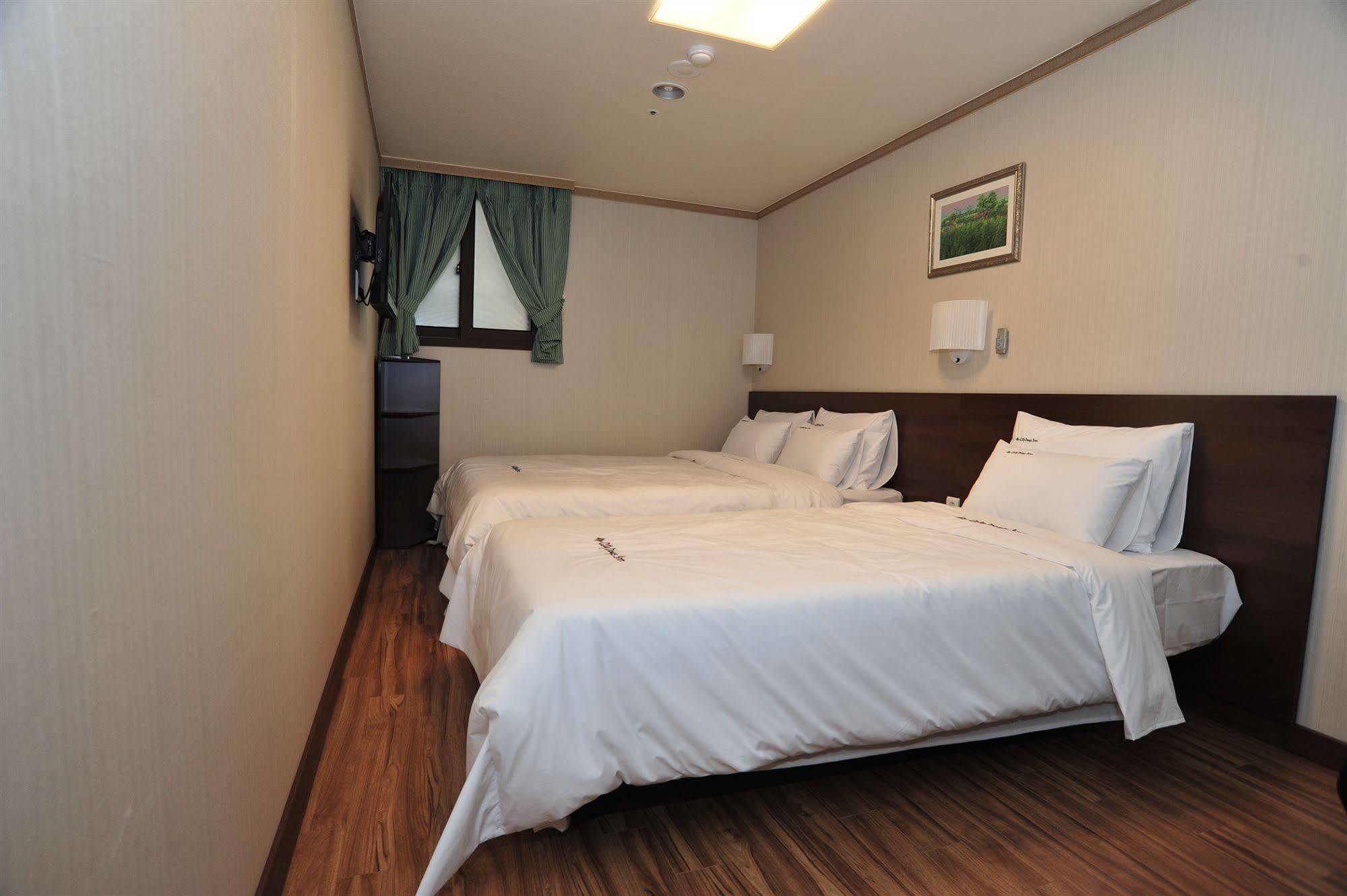 Global Inn Seoul Dongdaemun City Days Inn Ngoại thất bức ảnh