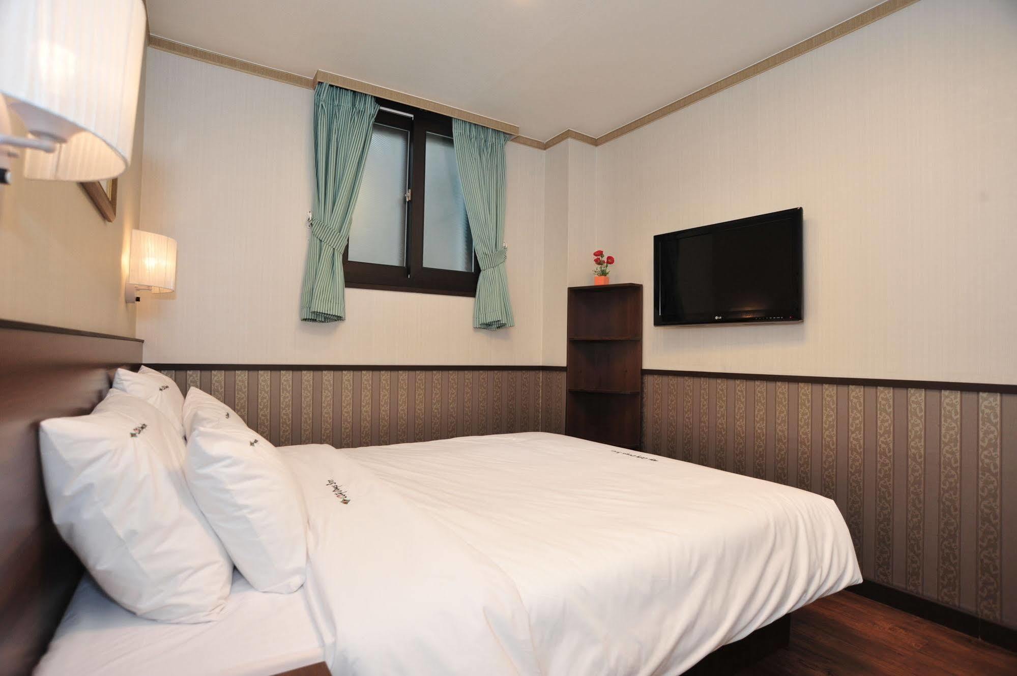 Global Inn Seoul Dongdaemun City Days Inn Ngoại thất bức ảnh